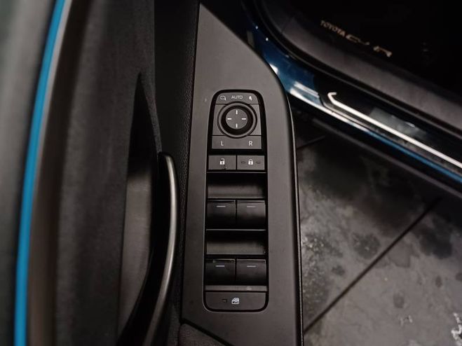 Toyota C HR Hybride 200 Collection bleu de 2024