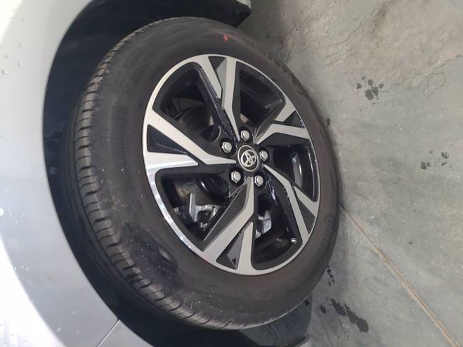 Toyota Yaris Hybride 116h Design gris de 2025