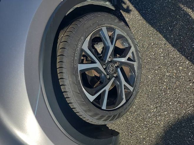Toyota C HR Hybride 1.8L Edition gris de 2022