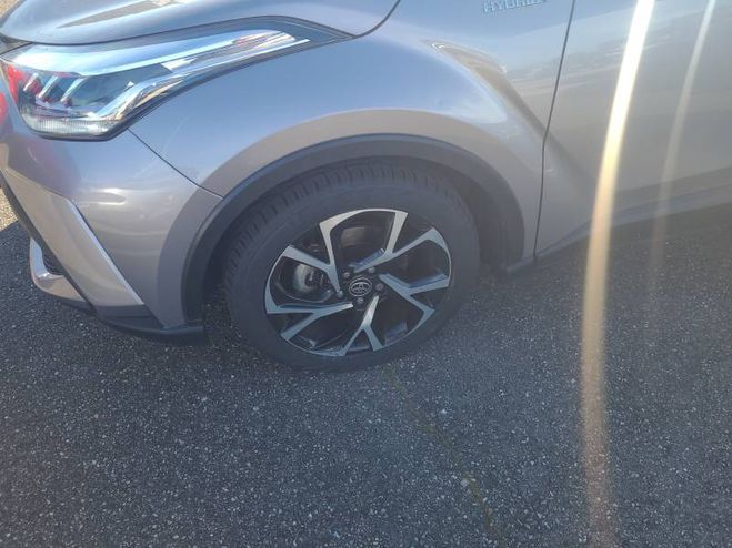Toyota C HR Hybride 1.8L Edition gris de 2022