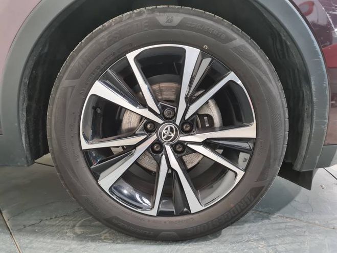 Toyota C HR Hybride 200 Design rouge de 2024