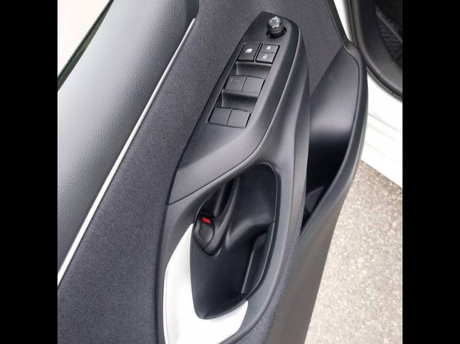 Toyota Yaris Hybride 116h Design blanc de 2024