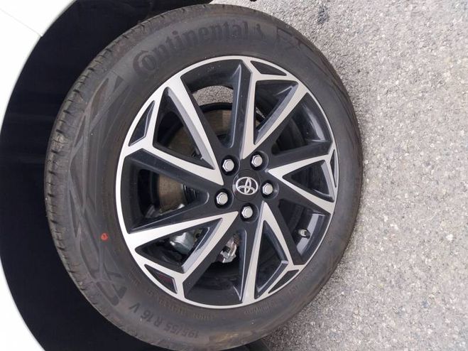 Toyota Yaris Hybride 116h Design blanc de 2024