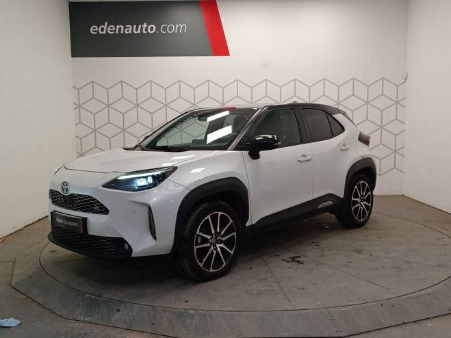 Toyota Yaris Cross Hybride 116h 2WD GR SPORT blanc de 2023