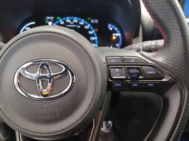 Toyota Yaris Cross Hybride 116h 2WD GR SPORT blanc de 2023