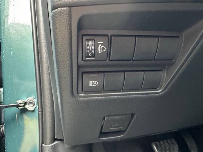 Toyota Yaris Yaris Cross Hybride 130h 2WD Design 5p Vert de 2025