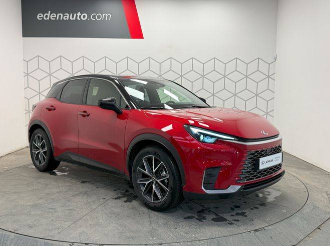 Lexus LBX LBX 2WD Emotion 5p Rouge de 2025