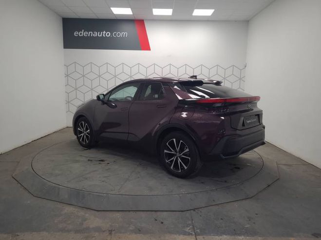Toyota C HR Hybride 140 Design rouge de 2024
