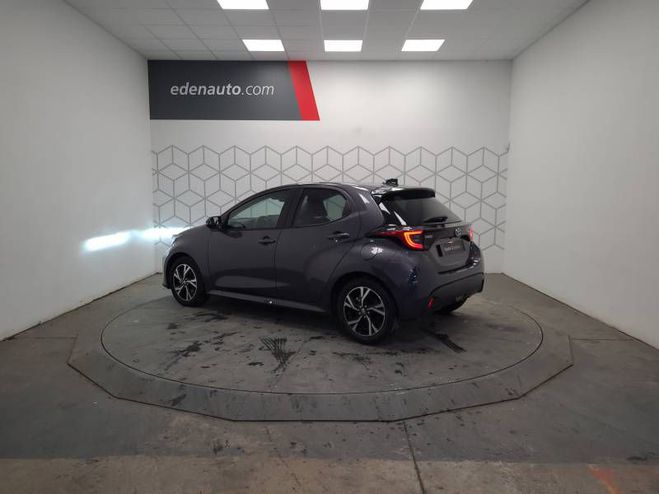 Toyota Yaris Hybride 116h Design gris de 2025