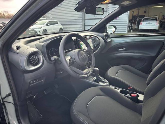 Toyota Aygo Aygo X Hybride 116h Graphic 5p Blanc de 2025
