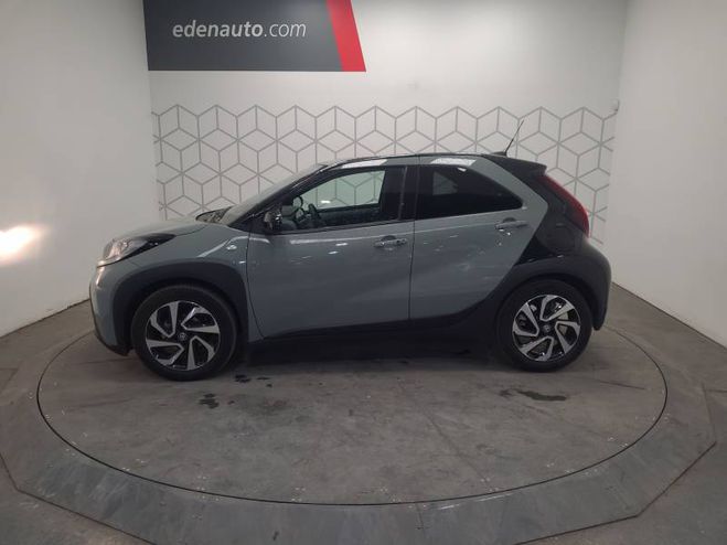 Toyota Aygo 1.0 VVT-i 72 Design vert de 2025