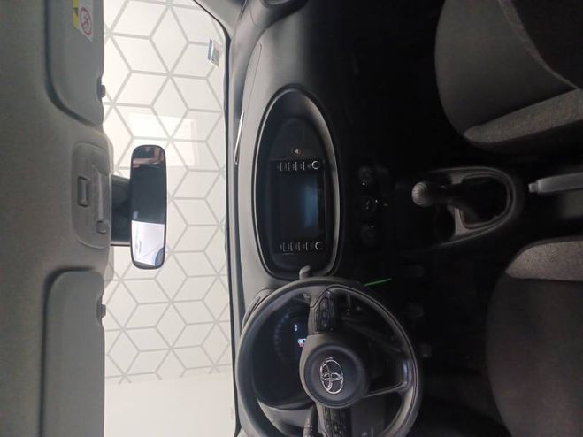 Toyota Aygo 1.0 VVT-i 72 Active Business blanc de 2024