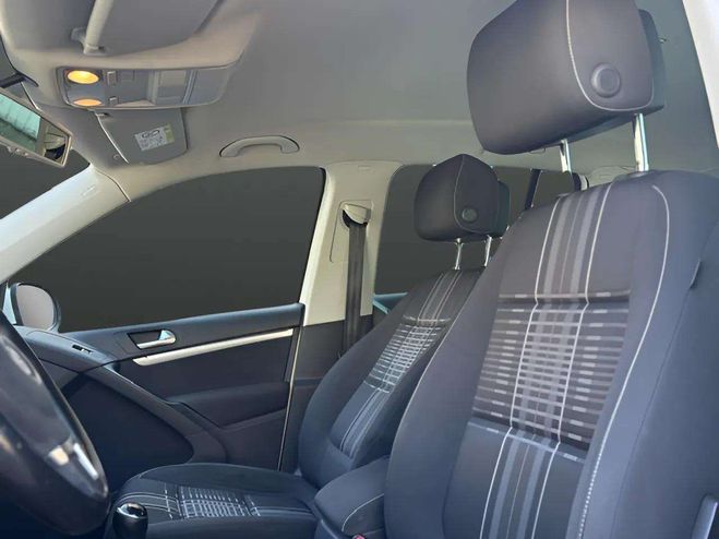 Volkswagen Tiguan 2.0 TDI 110CH BLUEMOTION TECHNOLOGY FAP  BLANC de 2015