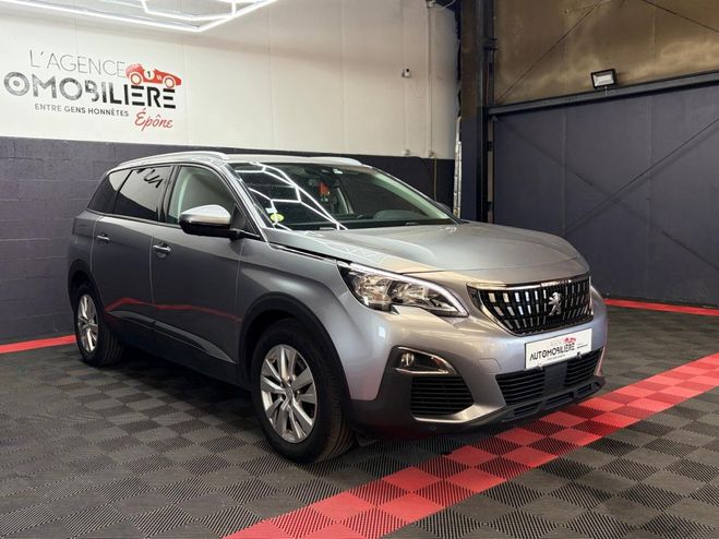 Peugeot 5008 1.5 BLUEHDI Gris de 2020