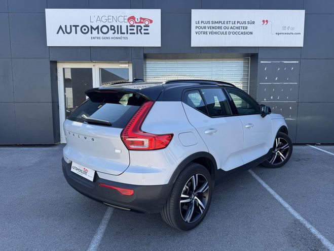 Volvo XC40 T5 Rechargeable 262cv R-DESIGN DCT-7 Att Blanc de 2021