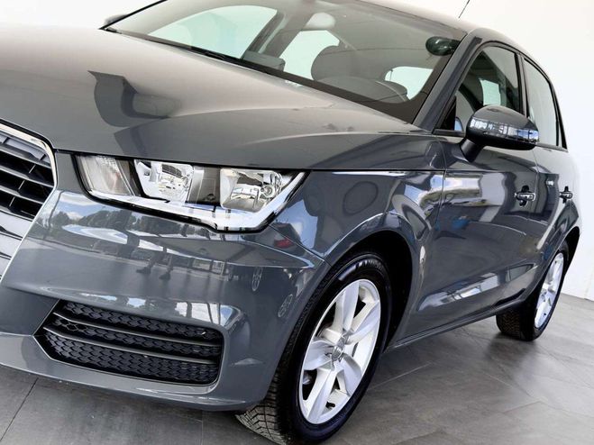Audi A1 Sportback 1.0 TFSI S tronic CLIM-GPS-JAN Gris de 