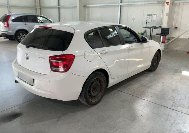 BMW Serie 1 (F21-F20) 116D 116CH EFFICIENT DYNAMICS  Blanc de 2013