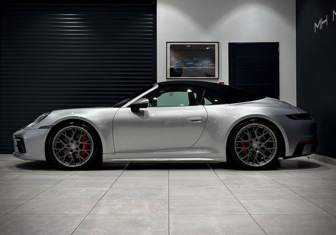 Porsche 911 992 CARRERA 4S CABRIOLET 3.0i 450 CH PDK Gris de 2020