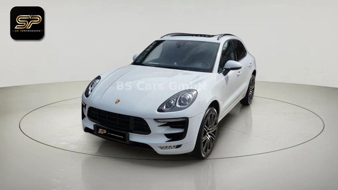 Porsche Macan 2.0 252 CH * PANO * SPORT CHRONO * CARPL Blanc de 2018
