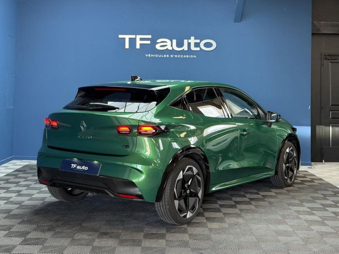 Renault Clio 6 1.8 E-Tech Hybride - 160ch - Techno /  VERT FONCE de 2026