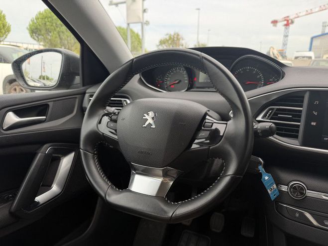 Peugeot 308 1.2 110 CH E6.3 S&S ACTIVE GRIS de 2020