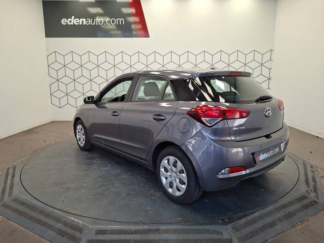 Hyundai I20 1.1 CRDi 75 Intuitive gris de 2015