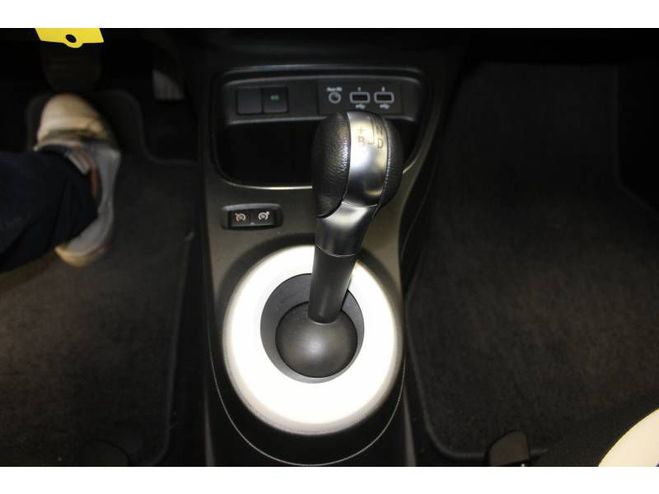 Renault Twingo III E-Tech Techno rouge de 2022