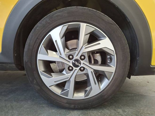 Kia Stonic 1.0 T-GDi 120 ch MHEV DCT7 GT Line Premi jaune de 2022