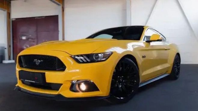 Ford Mustang FASTBACK V8 5.0 421 GT Jaune de 2017