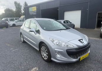  Voir d&eacute;tails -Peugeot 308 OXYGO 2010 1L6 HDI 92 CHX -PREMIERE MAIN &agrave; Douai (59)