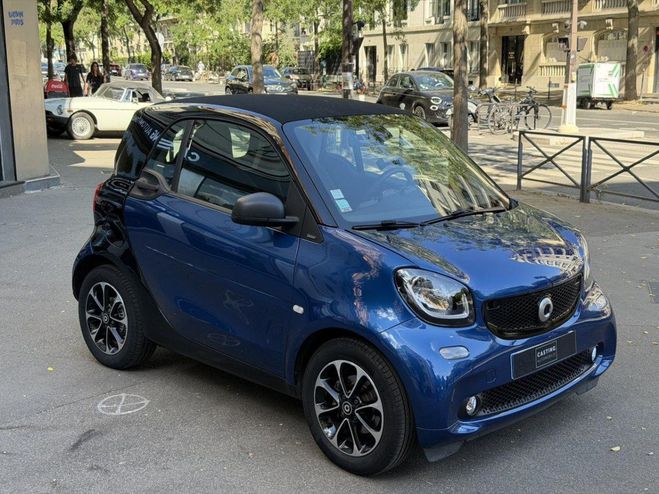 Smart Fortwo Coupe 0.9i - 90 S&S - BV Twinamic II 201 BLEU/NOIR de 2017