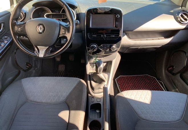 Renault Clio 0.9 TCE 90 INTENS Attelage Blanc de 2014