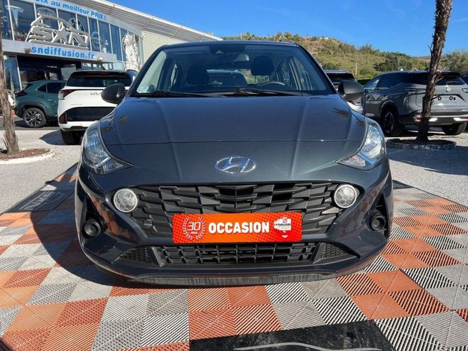 Hyundai I10 BVM 1.0 MPI INITIA Gris Clair de 2022