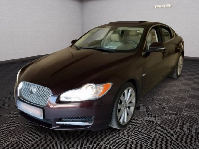 Jaguar XF 3.0 V6 Diesel 211 cv Portfolio Bordeaux de 2010