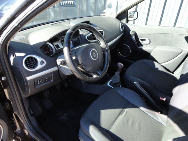 Renault Clio III 1.4 16V 98CH PRIVILEGE 5P NOIR de 2007