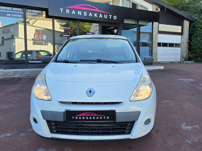 Renault Clio III Alize distribution prevoir Blanc de 2011