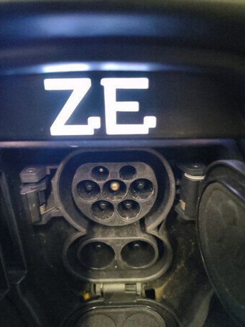  Voir d&eacute;tails -Renault Zoe REVERSIBLE R110 BUSINESS - ACHAT INTEGRA &agrave; Gardonne (24)