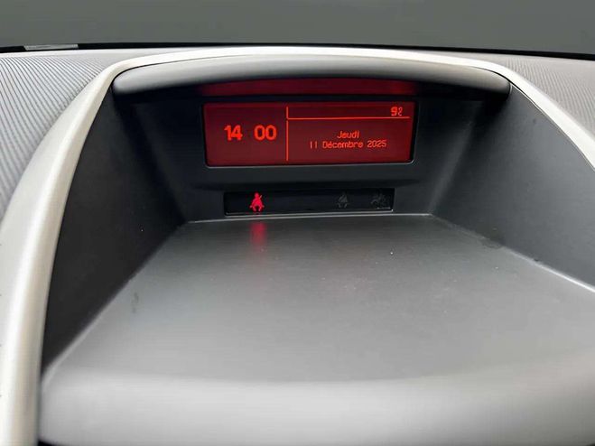 Peugeot 207 1.6 VTI 16V SPORT GRIS F de 2013