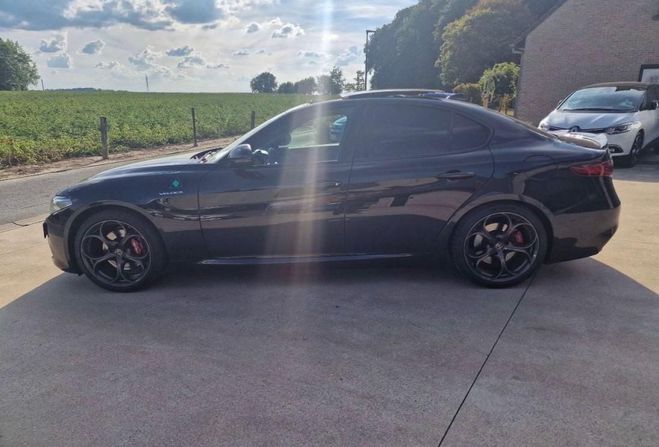 Alfa romeo Giulia 2.2 210 ch AT8 Q4 Veloce Noir de 2017