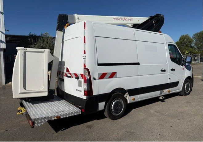 Renault Master nacelle klubb 12m 3 places  de 2020
