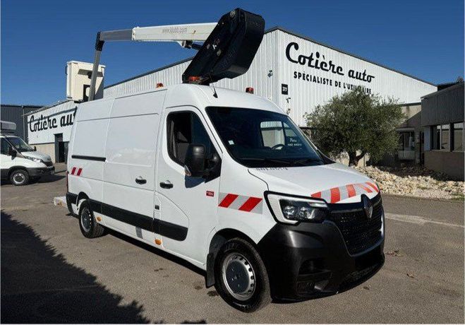 Renault Master nacelle klubb k32 3 places 300h  de 2020