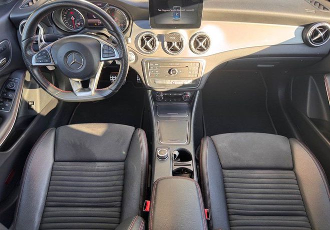 Mercedes Classe CLA Classe 2.2 220 cdi 177 ch toit ouvrant s Noir de 2017