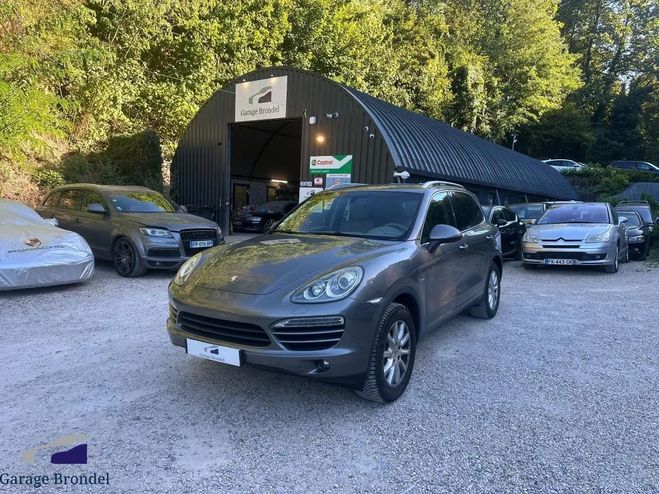 Porsche Cayenne 3.0 TDi 245cv 1�re Main Full suivi chez Gris de 2011