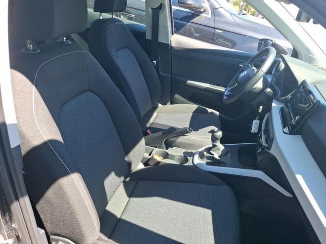 Seat Arona 1.0 TSI 95CH STYLE *TVA RECUPERABLE* Gris C de 2024
