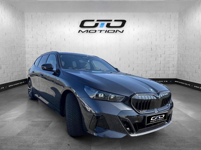 BMW Serie 5 TOURING 530e PHEV 299 ch BVA8 G61 M Spor Gris Sophisto de 2024