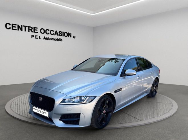 Jaguar XF R-SPORT AWD 2.0D 240 CH BVA8 ? 88 246 KM Gris de 2018