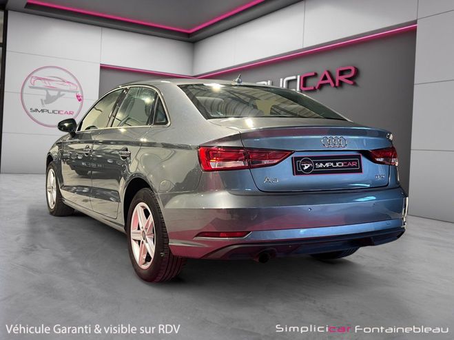 Audi A3 1.0 TFSI 115 BUSINESS LINE S TRONIC Gris Fonc� de 2018