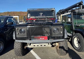  Voir d&eacute;tails -Land rover Defender PROTO 90 300TDI &agrave; Murat (15)