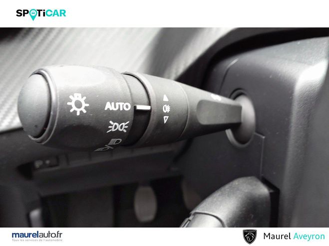 Peugeot 208 208 PureTech 100 S&S BVM6 Active 5p White de 2024