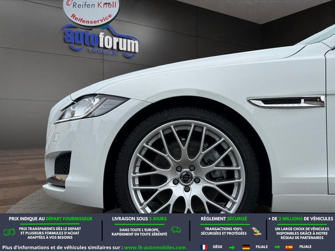 Jaguar XF 300 ch BVA Blanc de 2017